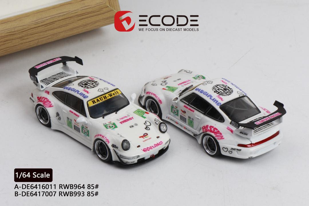 Porsche 993 RWB #85 Iron Lady · Decode · Escala 1:64