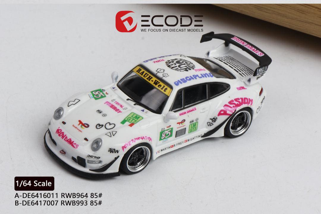 Porsche 993 RWB #85 Iron Lady · Decode · Escala 1:64